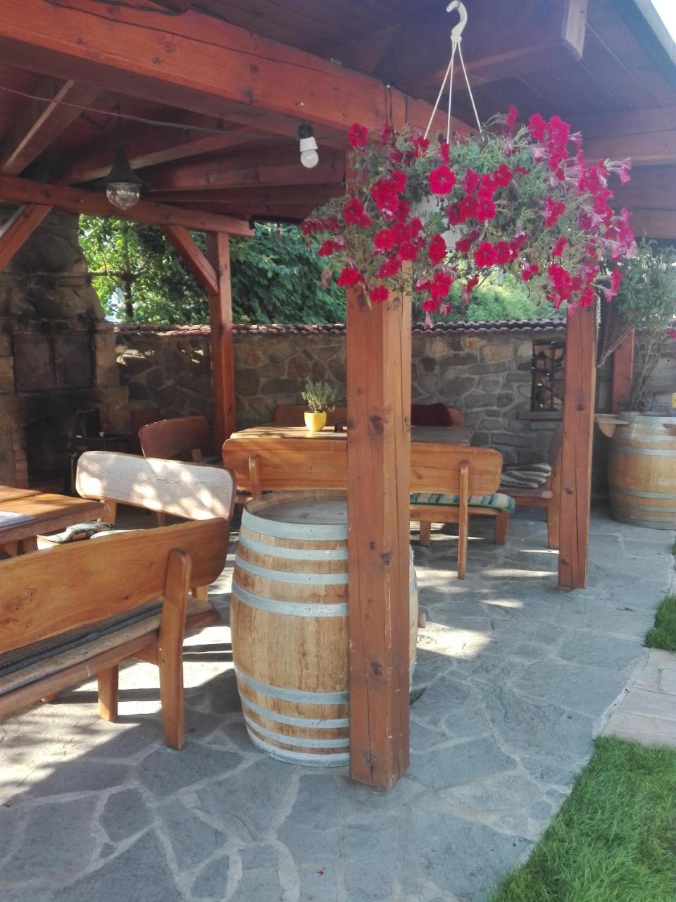 Hostinec A Penzion Dolni Dvur Verovice Exterior photo